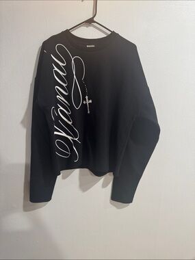 Xanai Black Long Sleeve Waffle Knit Tee with Cross Graphic size Medium